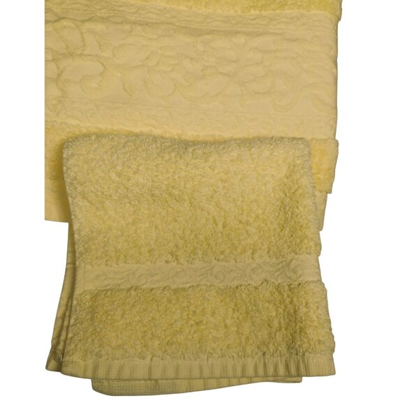 Wellesley Manor Damask Cotton Towel Set 2 Large Hand 1 Washcloth Butter Yellow - Picture 6 of 10